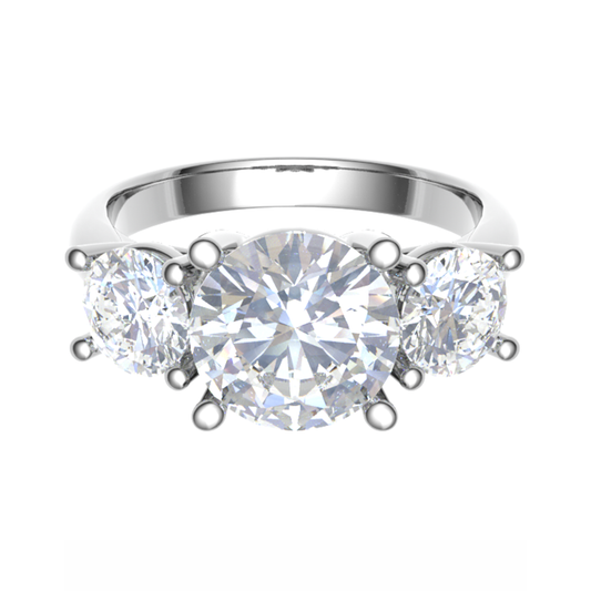 18CT Three Stone  princess cut diamond ring 4.8/5.0/4.8mm 3.14gm
